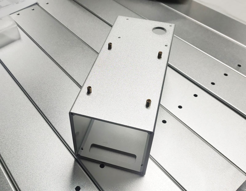 CNC精密加工-设备外壳